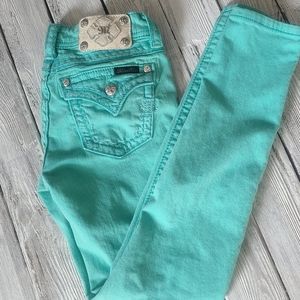 ***Sold on Facebook Marketplace***